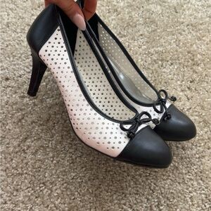Vintage predictions heels!!